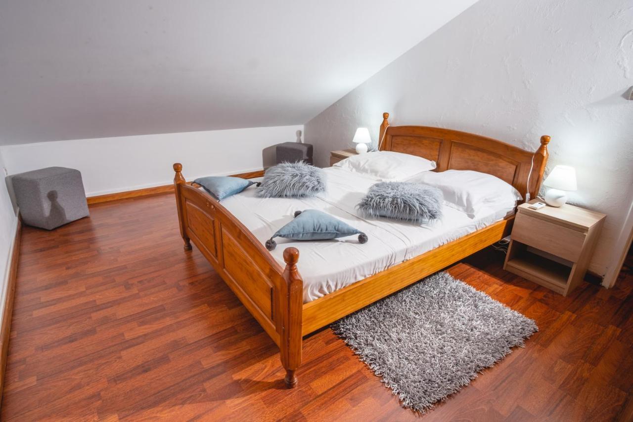 Appartement Le Coin d'Azur à Petite Île Extérieur photo
